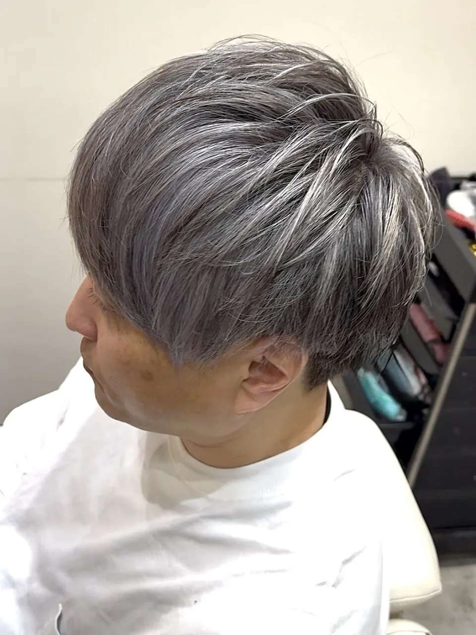 筋感/白髪ぼかし/シルバーメッシュ/40代男性髪型